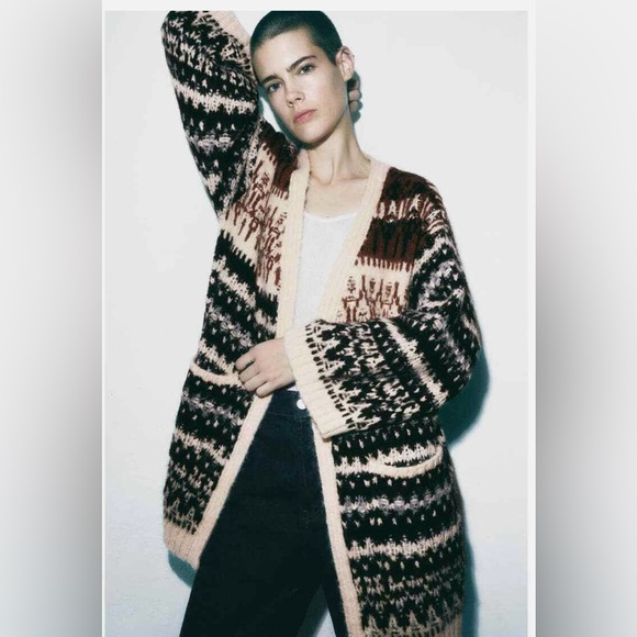 JACQUARD KNIT CARDIGAN M-L | ECRU/ BROWN
REF. 3920/104 - Picture 4 of 7